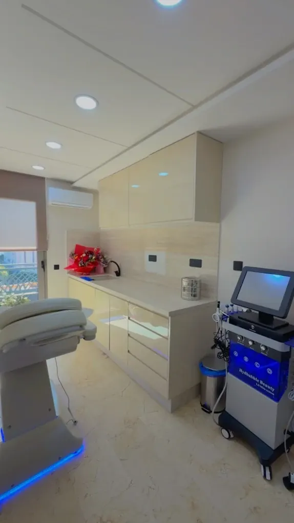 Cabine laser et soins du dermatologue, Casablanca